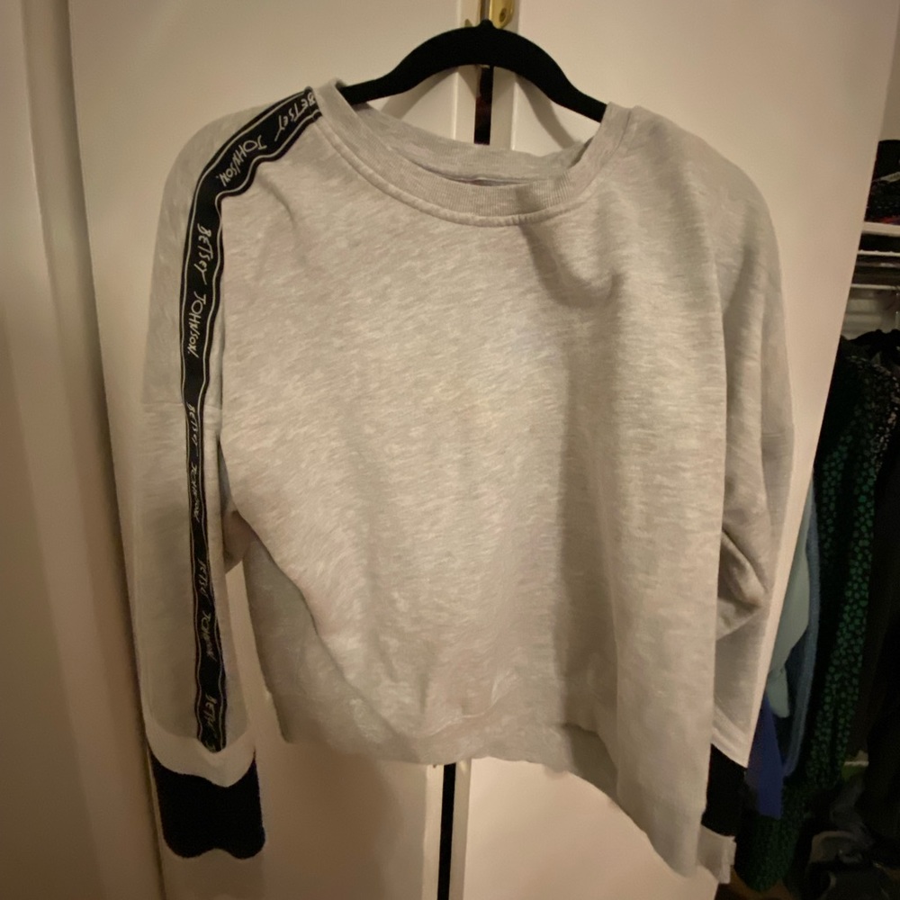 Betsy’s Johnson Crewneck